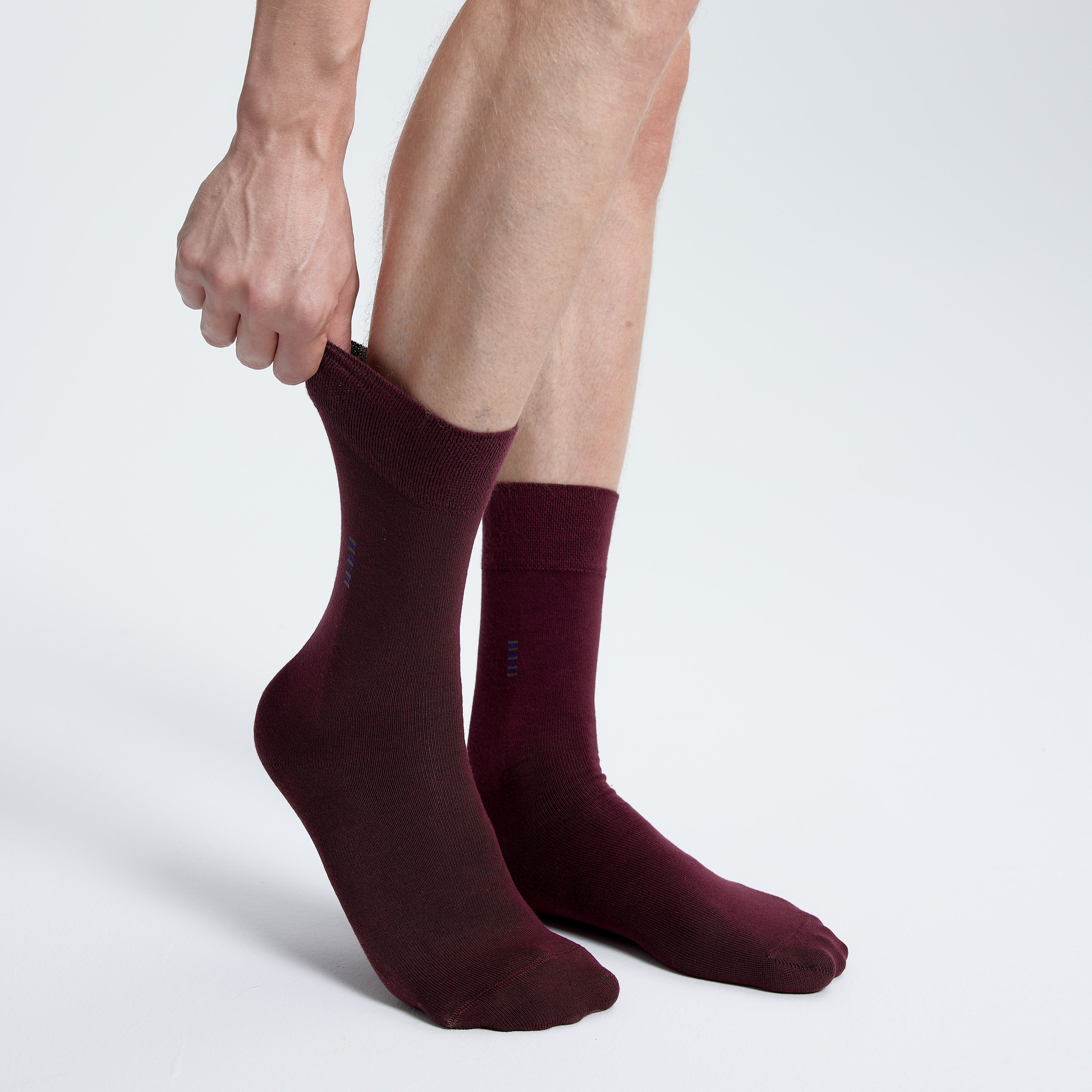 Get Stylish Men's Bamboo Dress Socks - Sleek & Comfy, 8-13 / 3-Pairs / Burgundy Get Stylish Men's Bamboo Dress Socks - Sleek & Comfy, 8-13 / 3-Pairs / Burgundy